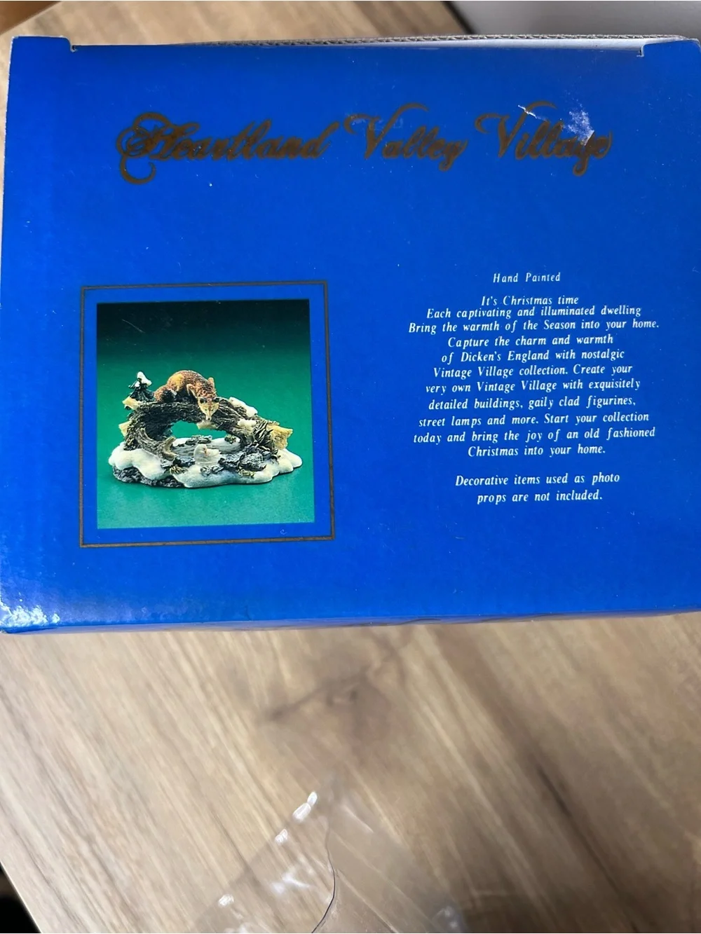 Vintage Blue and White Heartland Valley Village Animal & Pond Accessory